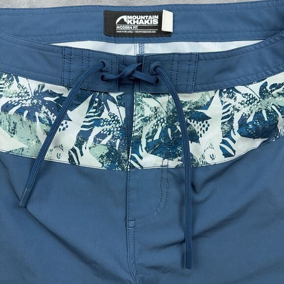 Mountain Khakis Board Shorts Mens Size Large Blue Floral Print Modern Fit Beach - Picture 3 of 8